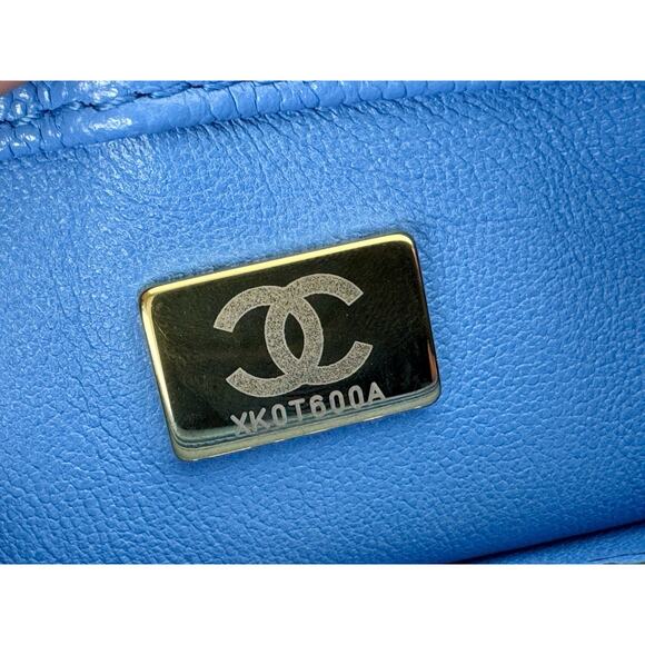 Chanel Mini Heart Chain Flap Bag Blue Caviar Leather D-7 - Picture 15 of 16